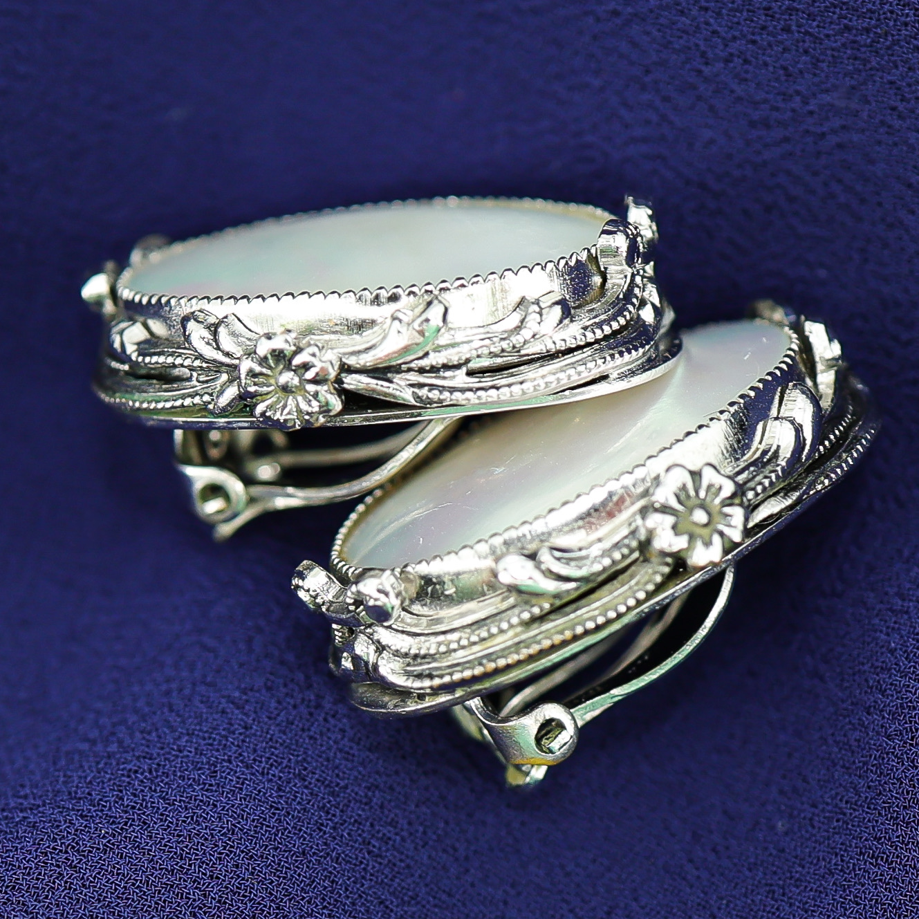 Large Whiting & Davis Mother Of Pearl Oval Earrings In Ornate Silver Tone Setting image 5
