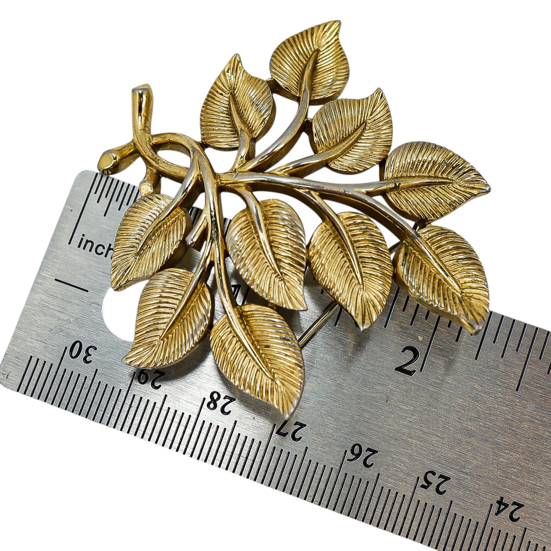 Crown Trifari Gold Tone Sculptural Leaves Full Parure 4 Piece Jewelry Suite Set image 8