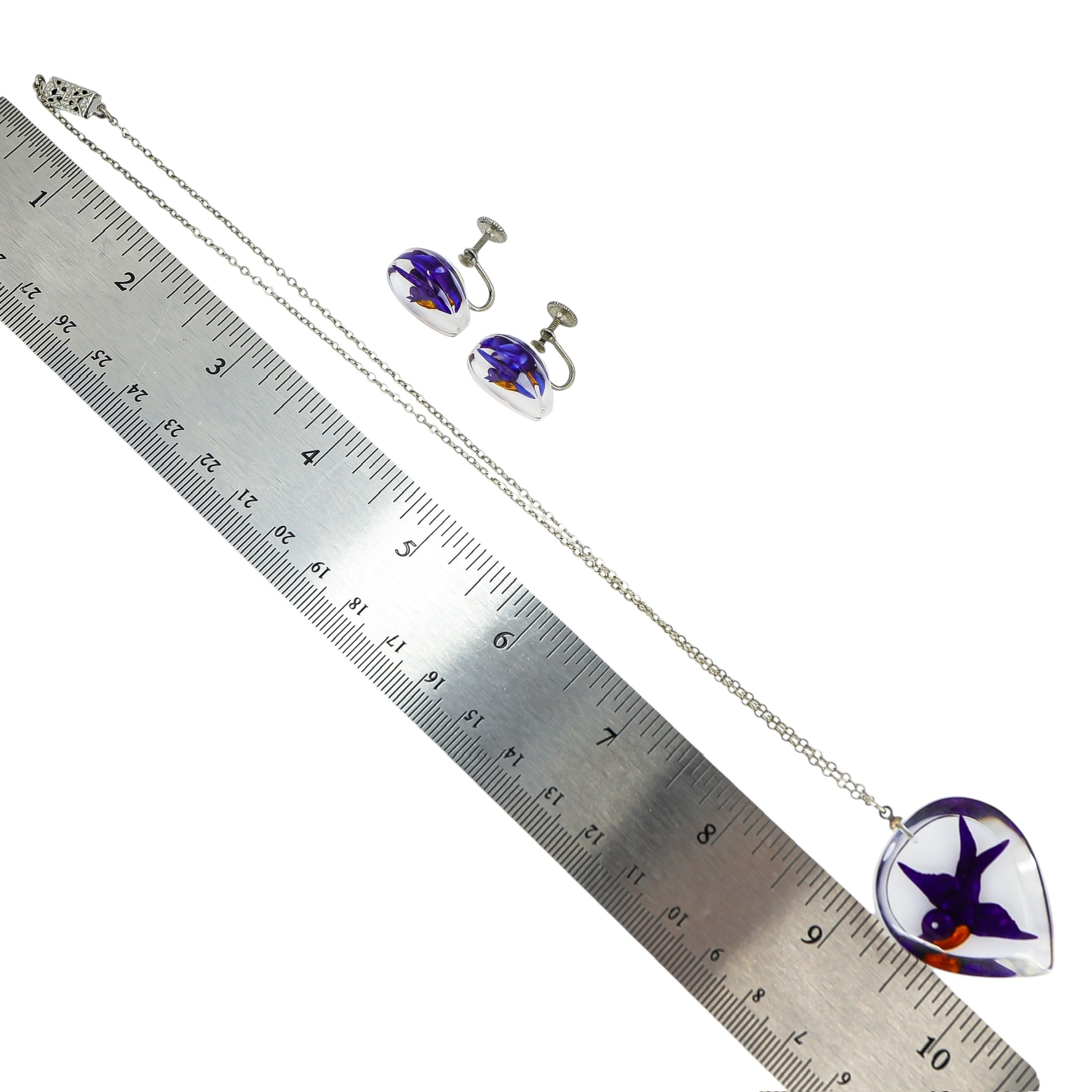 Vintage Lucite Bird Pendant Necklace & Earrings Set – Reverse-Carved / Embedded Design image 10